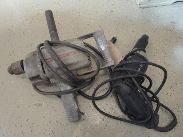 lot 251 image: PORTER CABLE FASTENER DRIVER AND HAMMER DRILL