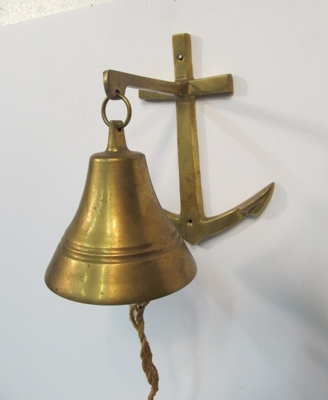 lot 89 image: Solid Brass Nautical Dinner Bell