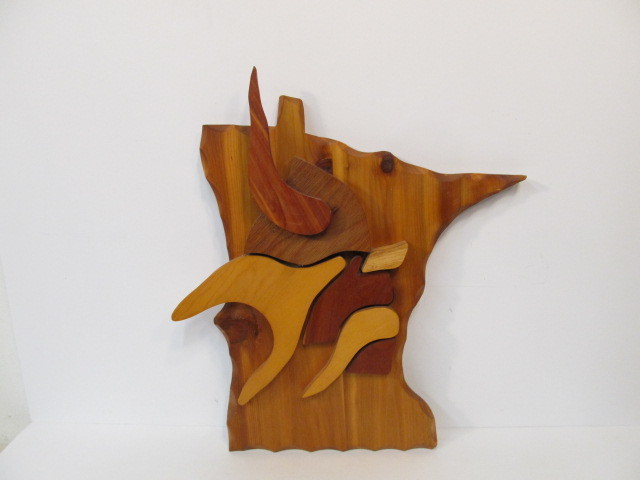lot 120 image: Large Solid Wood MN VIKINGS Wooden Plaque
