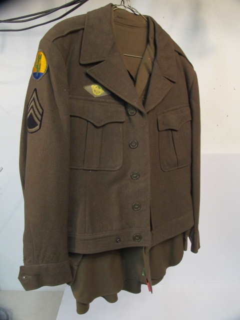 lot 230 image: 4-Piece Vintage WW2 Military Uniforms