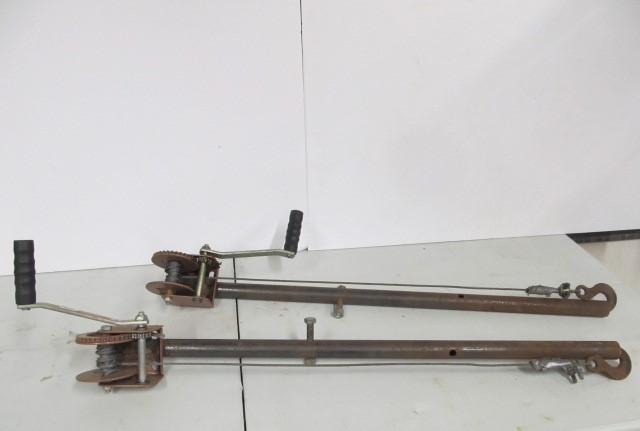 lot 189 image: Pair of Extended Length Come-Alongs