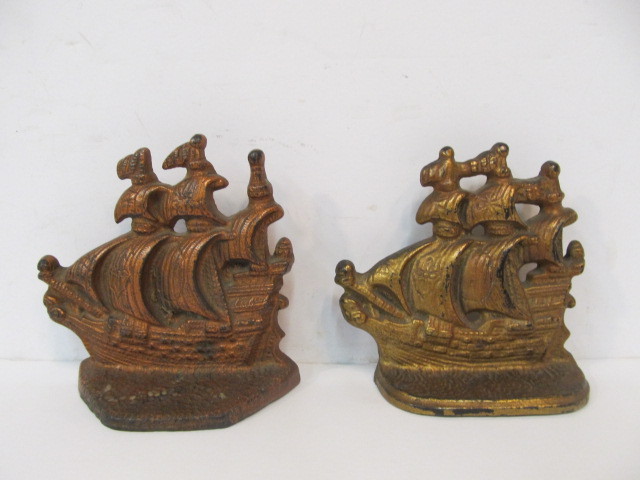 lot 160 image: Antique Cast Metal Ship Bookends