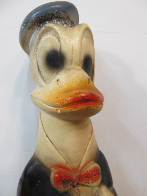 Large Vintage 1930's DONALD DUCK Chalkware Carnival Prize Statue