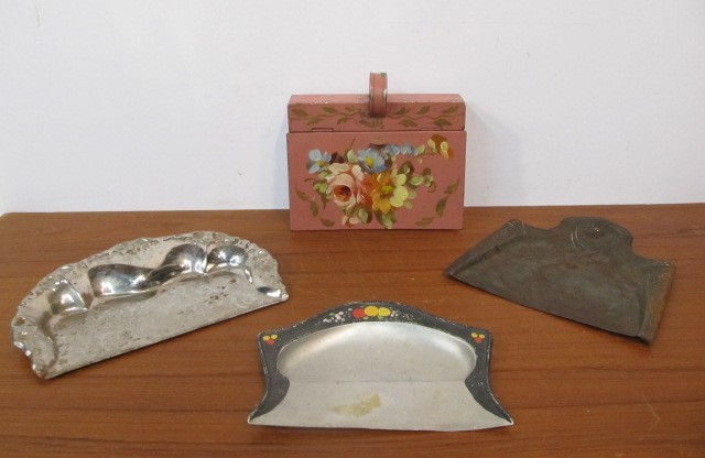lot 179 image: Group of Antique Table Scrapers & Hinged Metal Box