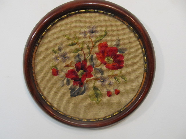 lot 181 image: Group of Antique Oval & Round Framed Needlepoint Photos etc