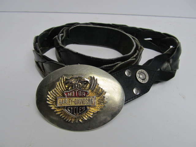 lot 266 image: Vintage Enameled Harley Davidson Motorcycle Belt Buckle & Belt 