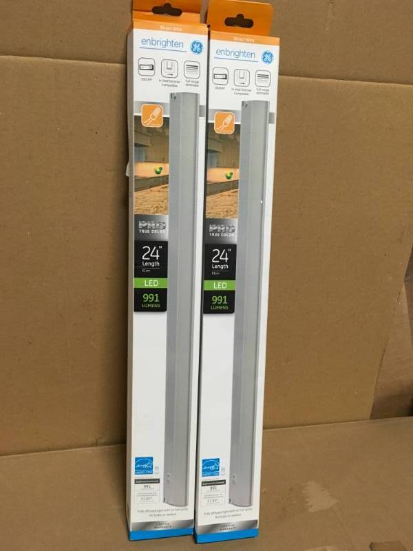 lot 12 image: Set of 2 24 in. Direct Wire LED Under Cabinet Lighting Fixture, Full Range Dimmer, Soft White Light, White Finish not used