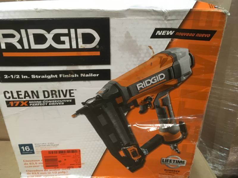 lot 145 image: RIDGID R250SFF 16 Gauge Pneumatic 2-12 Straight Finish Nailer- good condition