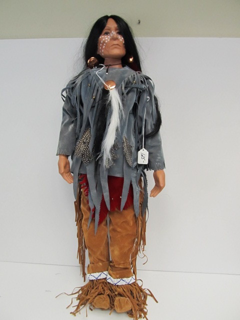 lot 42 image: Large 32 Limited Edition Hand Numbered TIMELESS COLLECTION Native American Doll #1