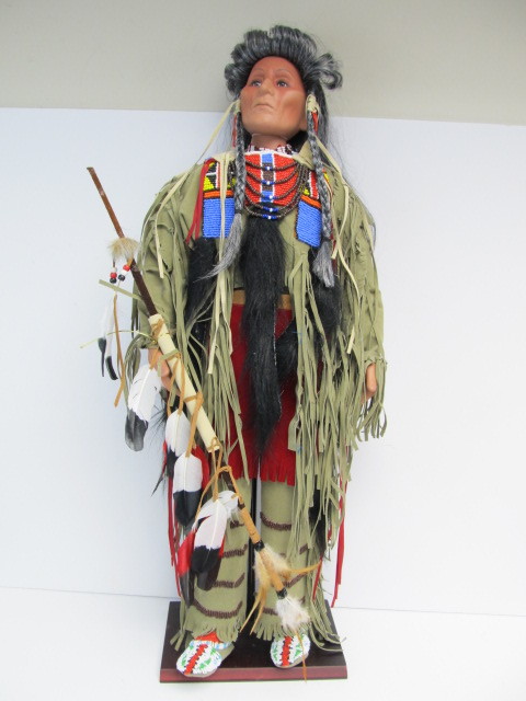 lot 50 image: Large 33 Limited Edition Hand Numbered TIMELESS COLLECTION Native American Doll #8