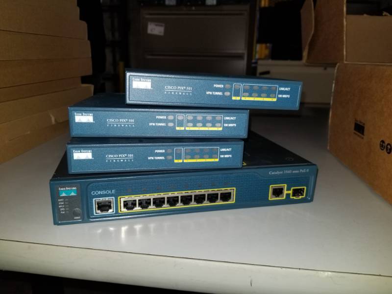 lot 28 image: Lot of (4) Cisco Systems PIX 501 Firewalls, Catalyst 3560 Series PoE-8