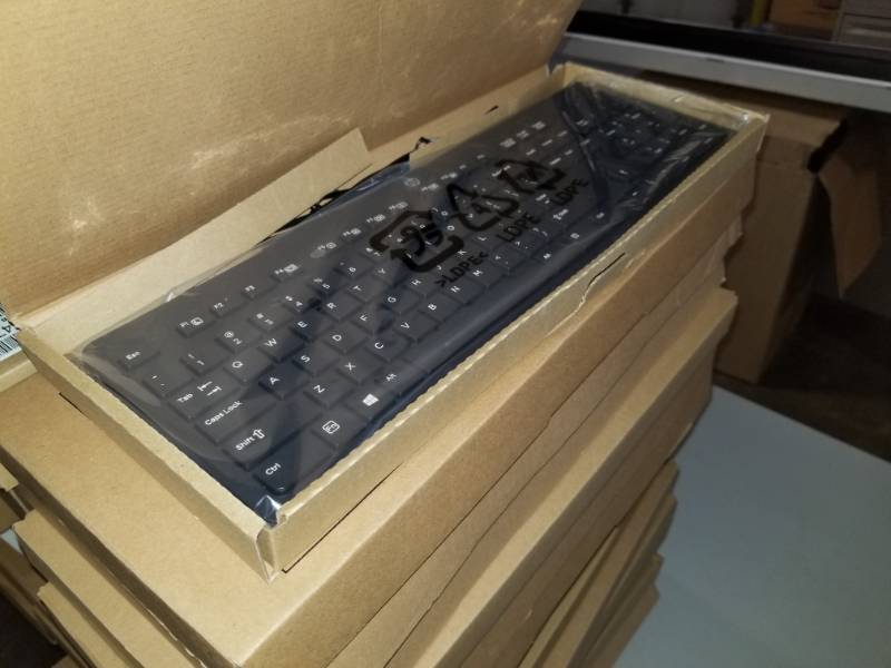 lot 29 image: Lot of (14) HP Wired Computer Keyboard, Mice
