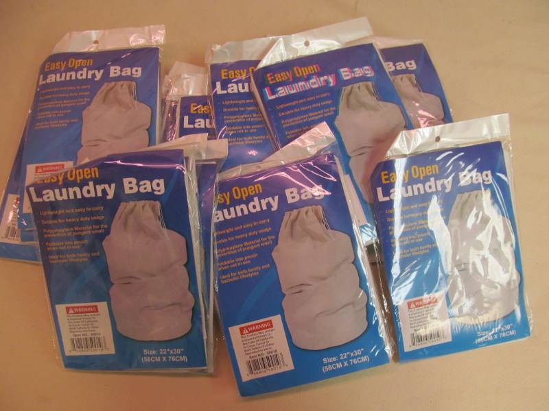 lot 19 image: laundry bags