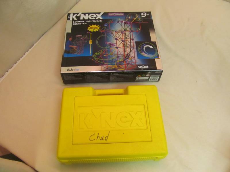 lot 29 image: Knex toys