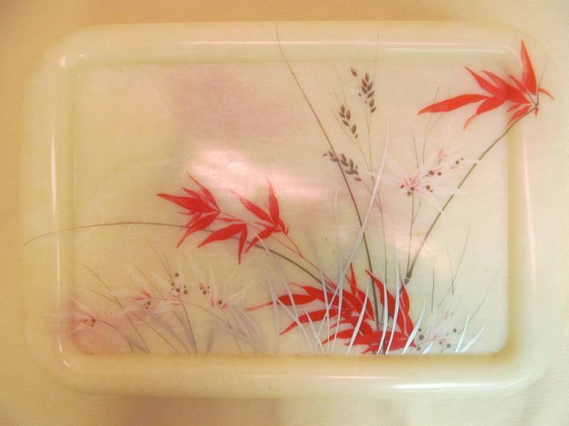 lot 39 image: Princess trays