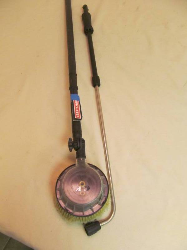 lot 44 image: Craftsman power washer brush, nozzle