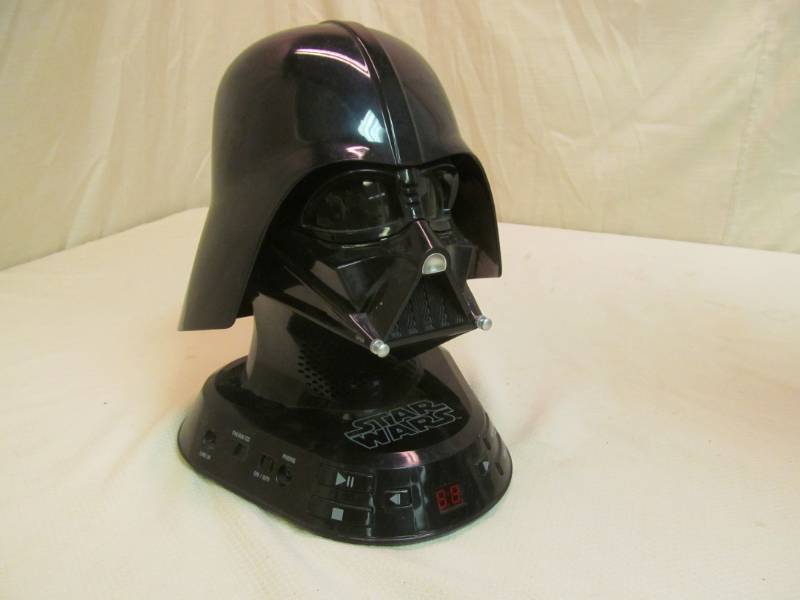 lot 48 image: Stars Wars Vader radio,cd, clock phone jack