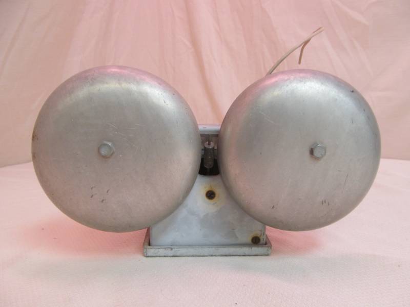 lot 52 image: vintage school house Firehall bell