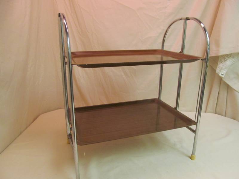 lot 54 image: folding table