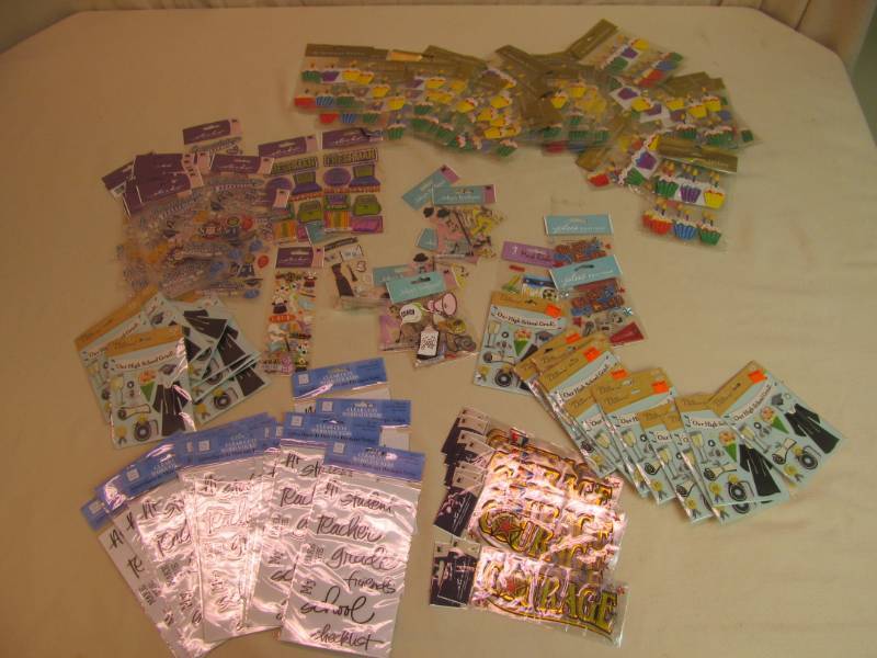 lot 69 image: craft supplies