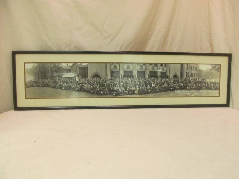 lot 95 image: vintage picture