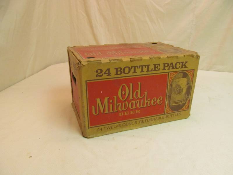 lot 99 image: Old Milwaukee Beer bottles, case