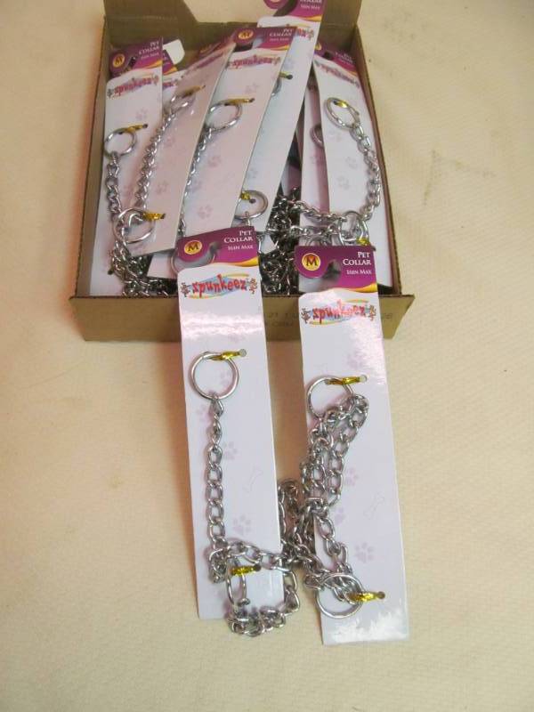 lot 125 image: pet supplies
