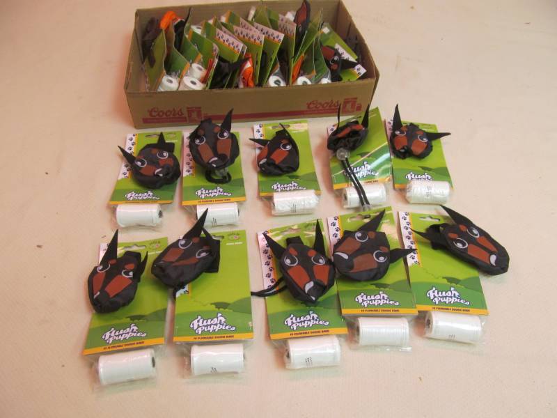 lot 133 image: pet supplies