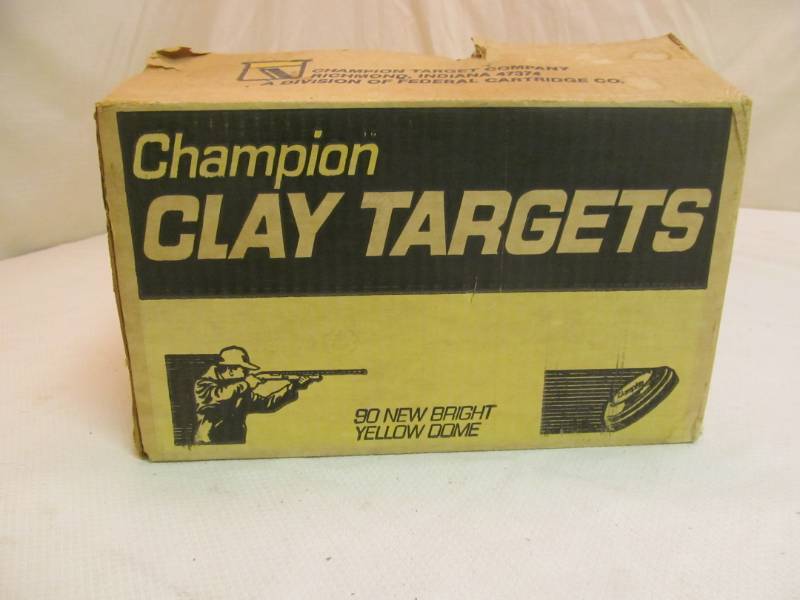 lot 152 image: Champion Clay targets