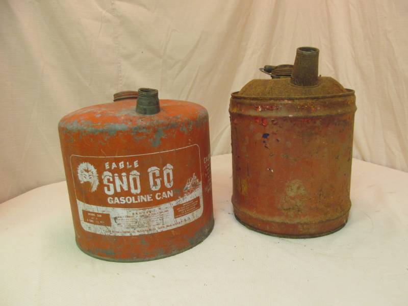 lot 162 image: vintage can