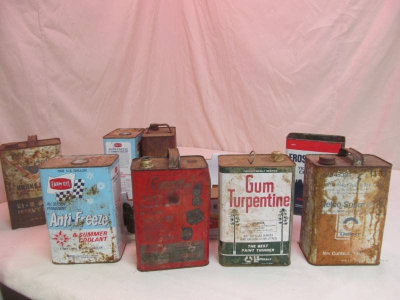 lot 170 image: vintage cans