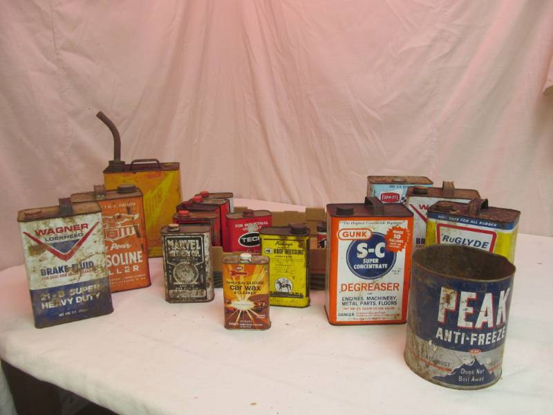 lot 171 image: vintage cans
