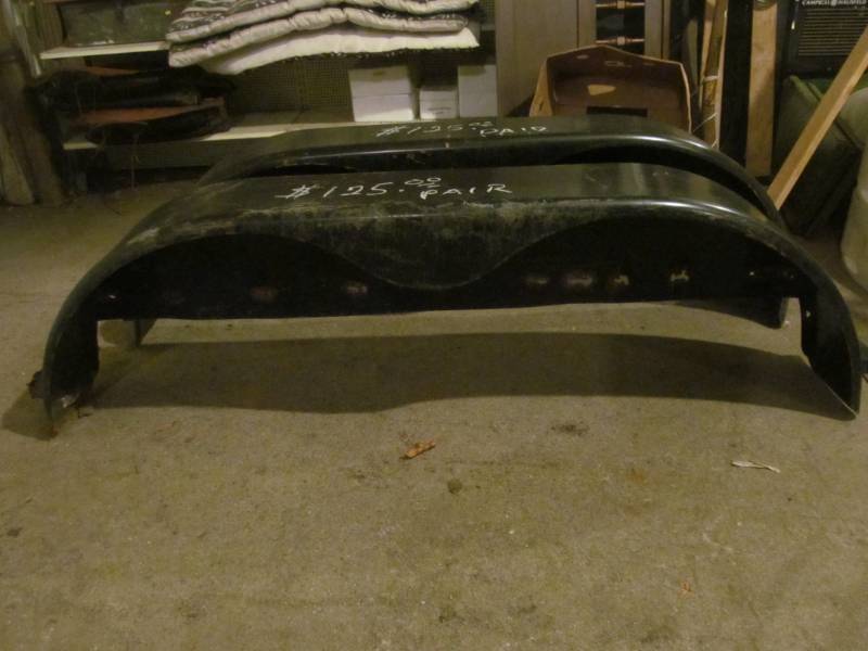 lot 178 image: trailer fenders