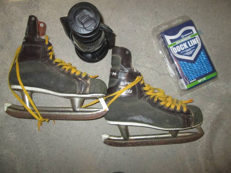 lot 82 image: Vintage ice skates, dock line and a...