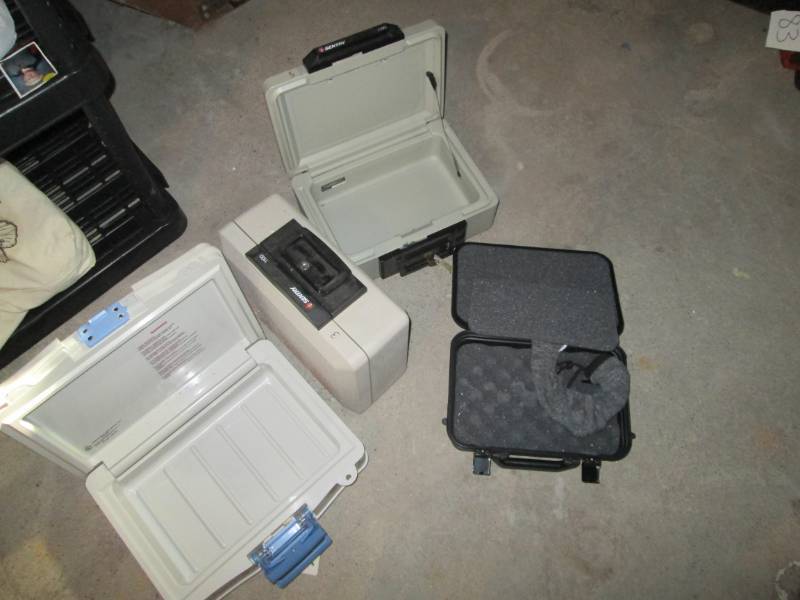lot 89 image: Waterproof padded case, 2 sentry bo...
