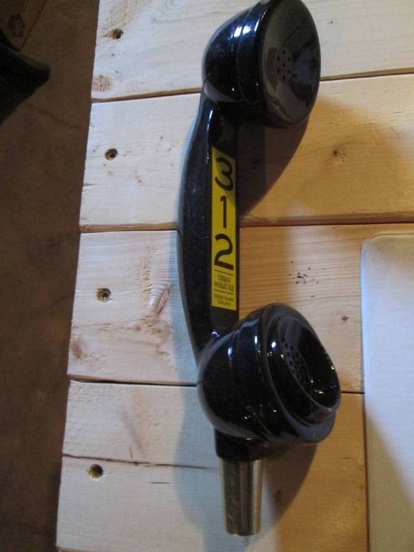 lot 124 image: 312 Urban ale beer tap handle...