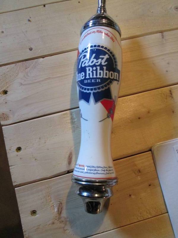 lot 128 image: Pabst blue ribbon beer tap head...