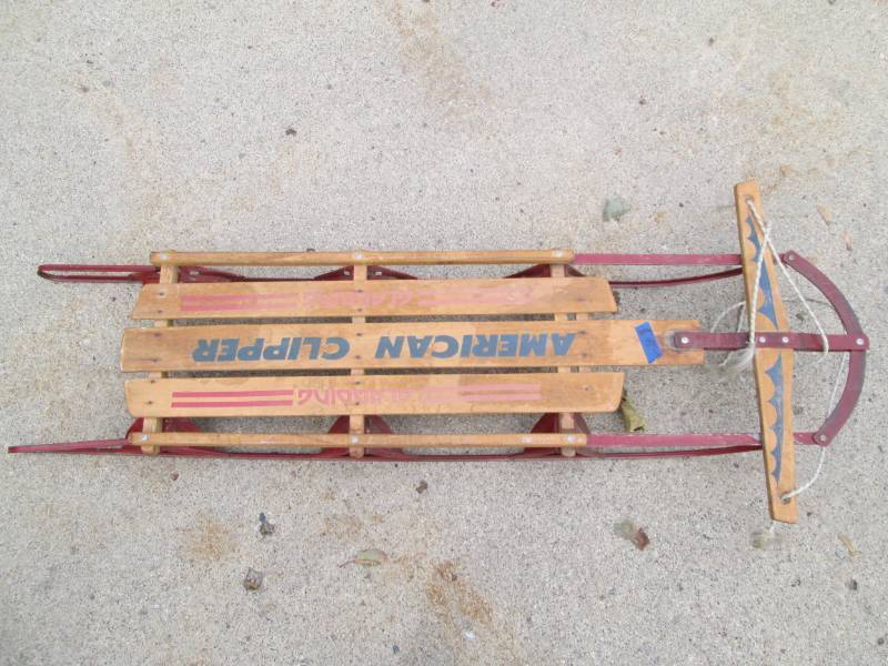 lot 152 image: Vintage American Clipper sled...