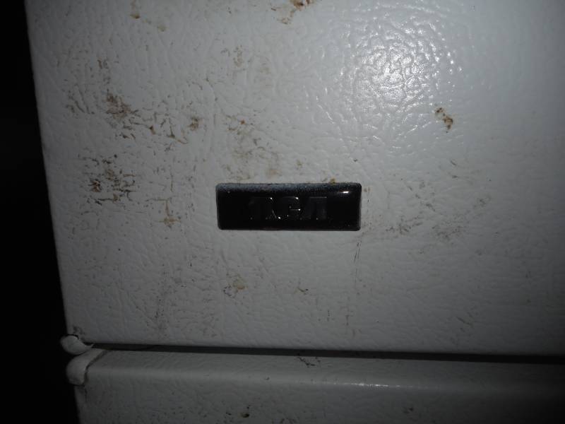 lot 9 image: RCA Refrigerator