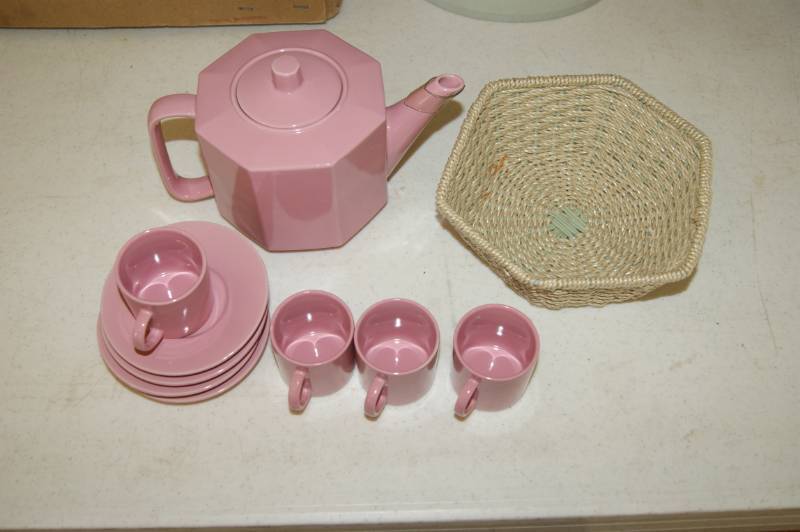 Lot of Cups
