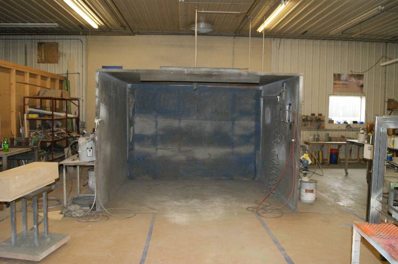 lot 010 image: JBI Spray Booth wFan