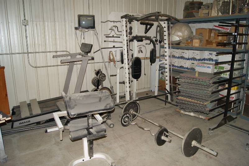lot 013 image: Gym Equipment