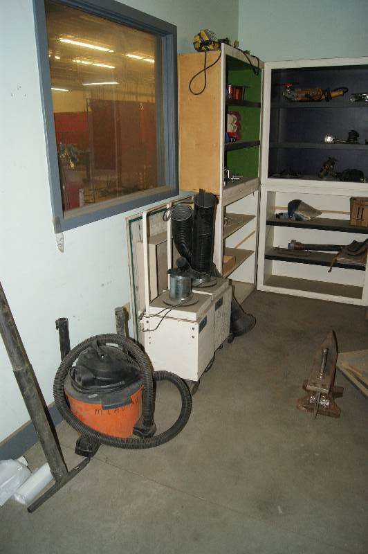 lot 050 image: WetDry Vacuum, (2) Air Cleaners, Contents of Shelf