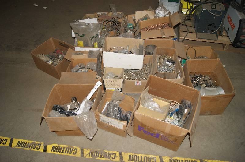 lot 062 image: Pallet of Misc. Hardware