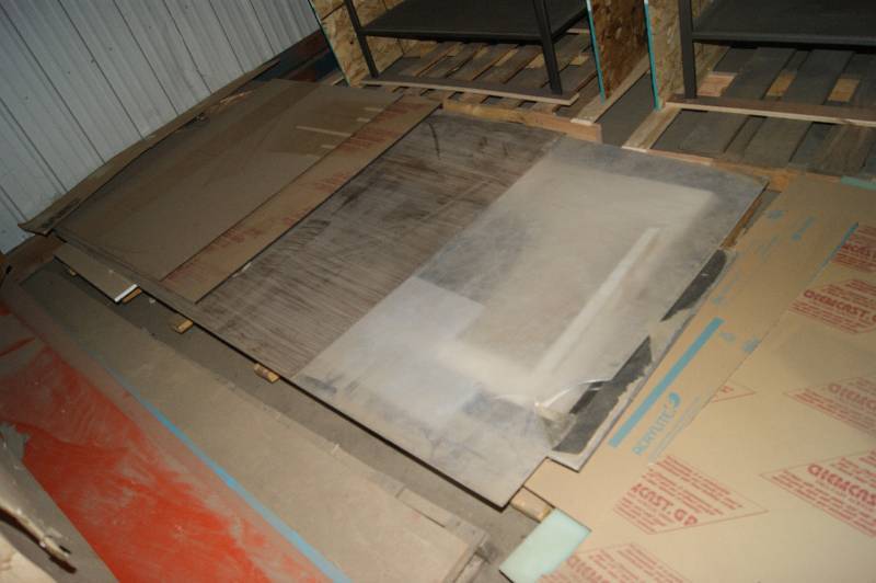 lot 068 image: Acrylic Sheets