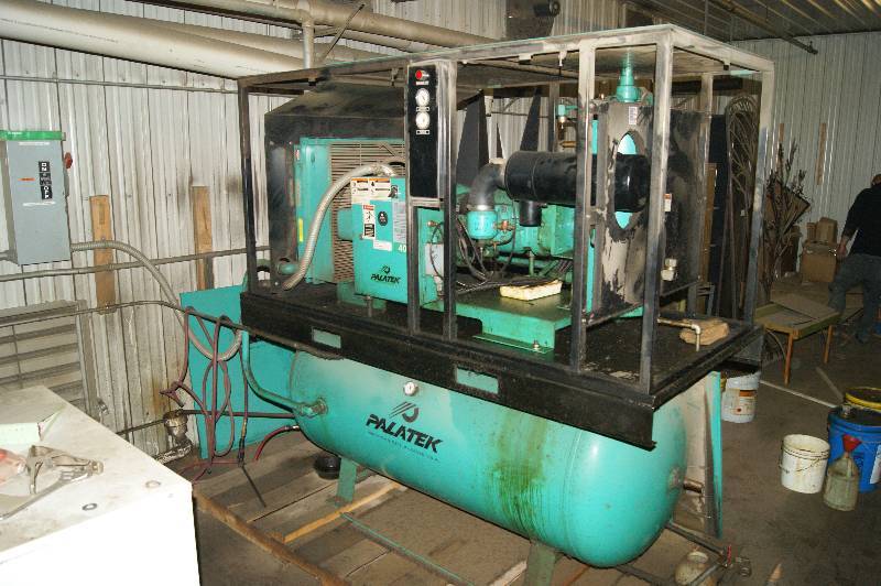 lot 070 image: Sullivan Palatek Air Compressor & Air Dryer