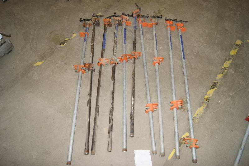 lot 100 image: 34 Pipe Clamps - 48 - Lot of (10)