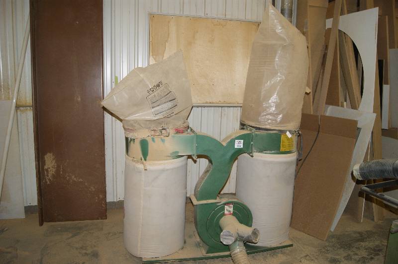 lot 126 image: Dust Collector