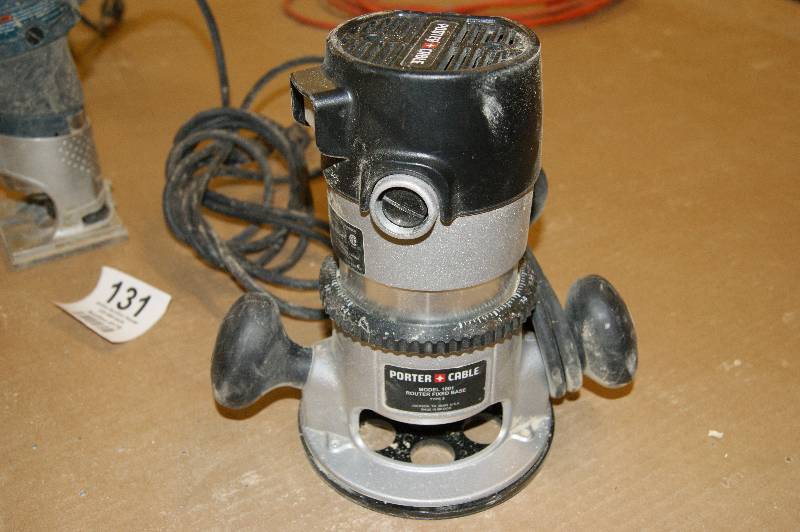 lot 130 image: Porter Cable Fixed Base Router