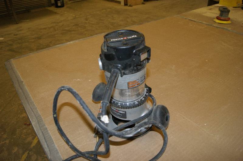 lot 133 image: Heavy Duty Router